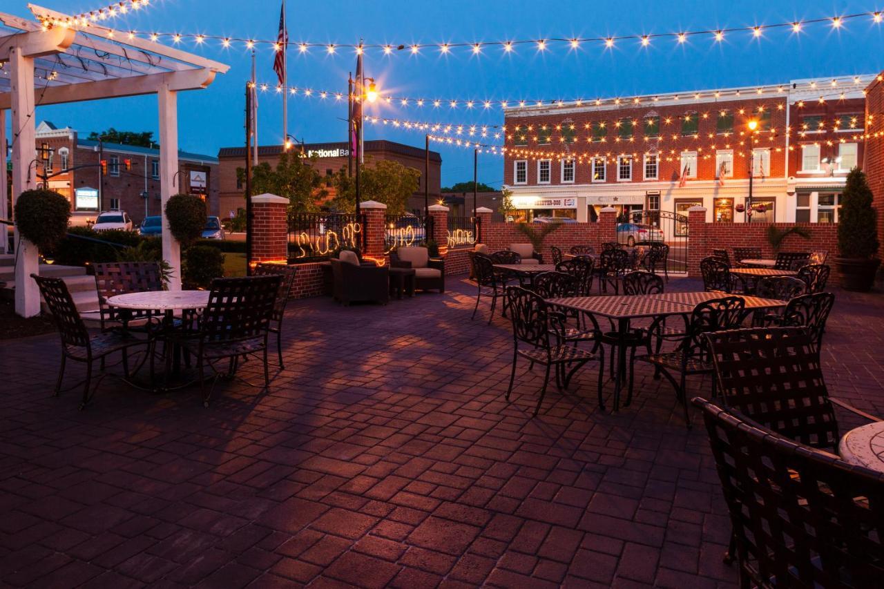 The Bolling Wilson Hotel Wytheville Exterior photo